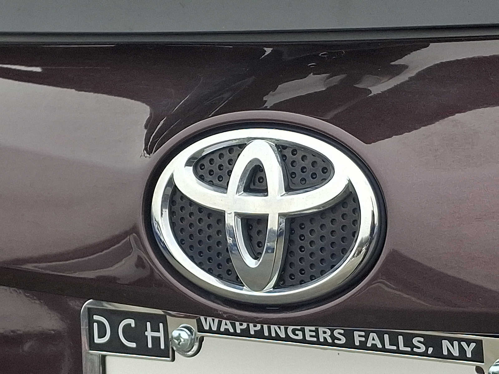 Thumbnail: 2017 Toyota RAV4 - 30