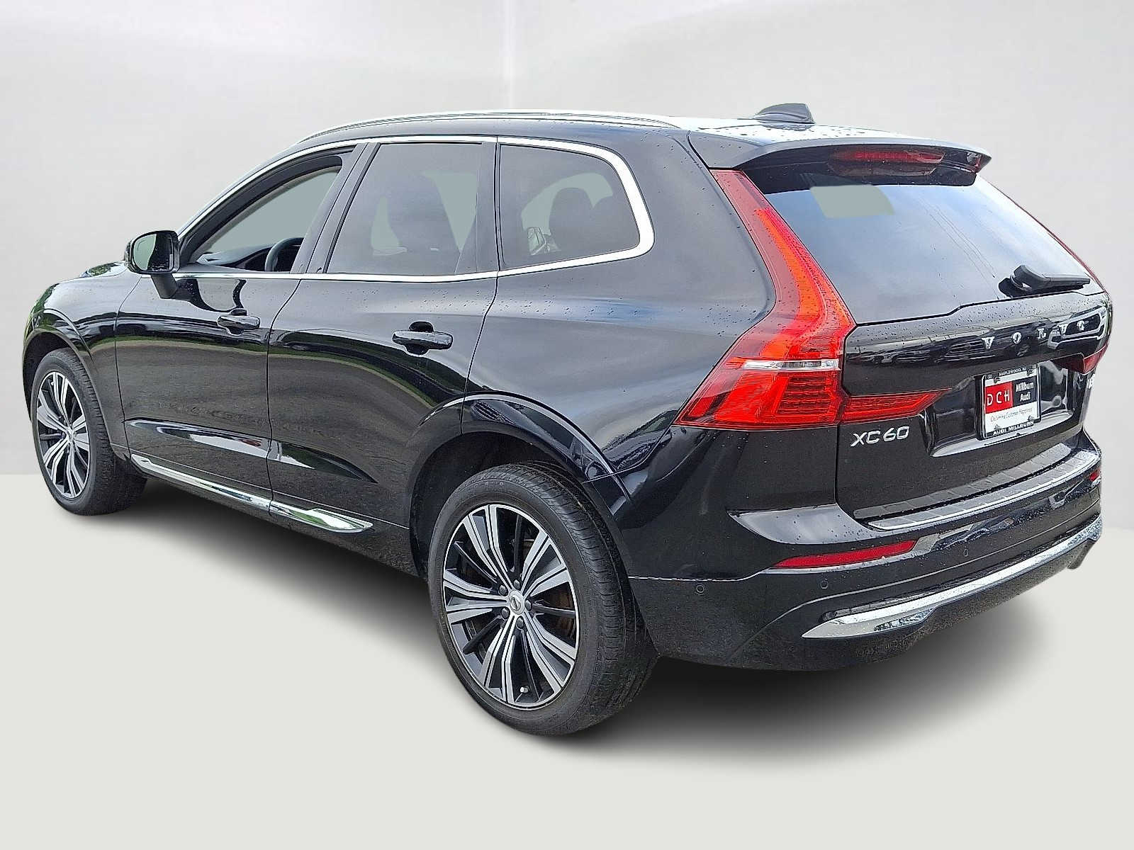 Thumbnail: 2023 Volvo XC60 - 7