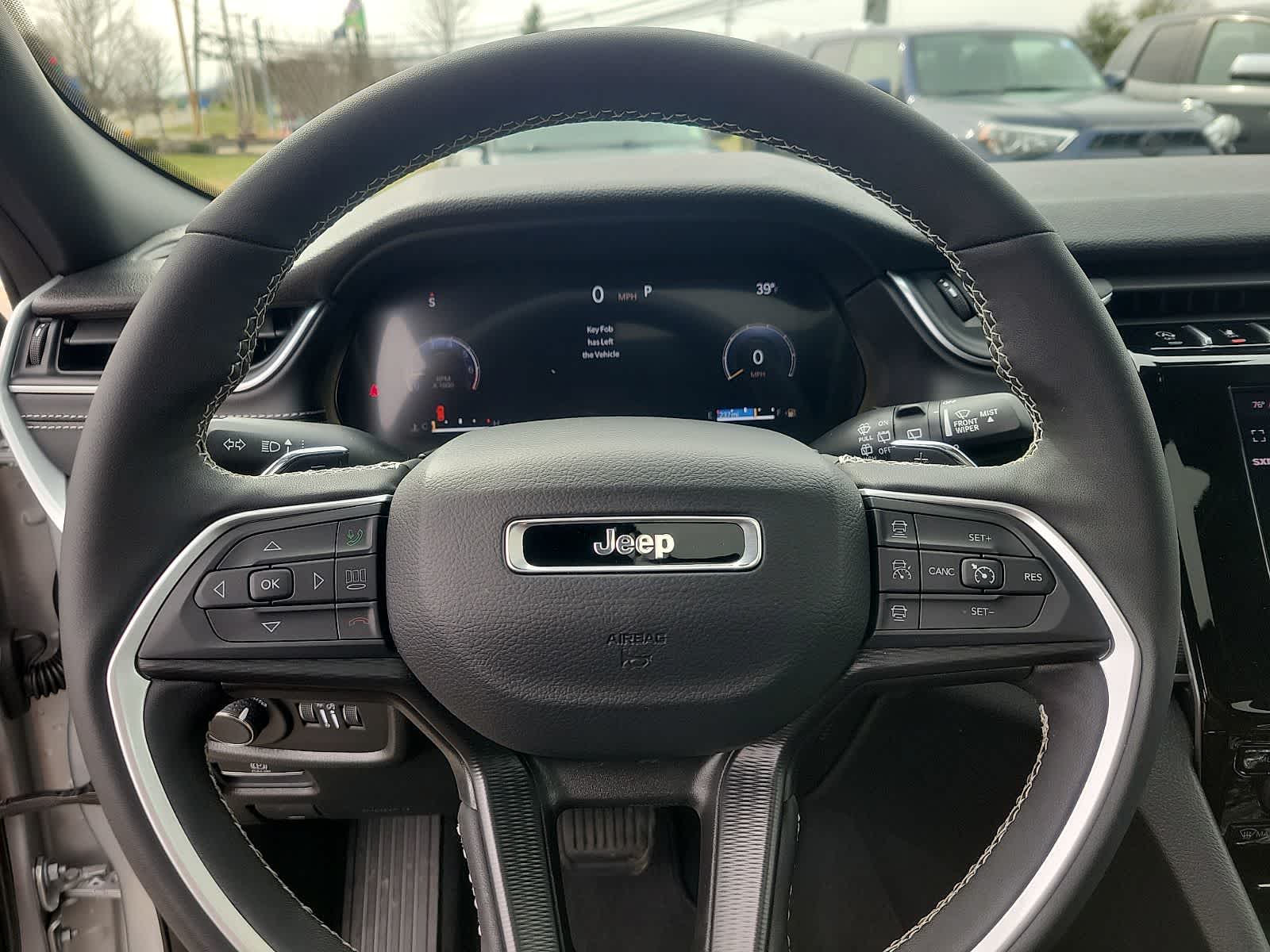 Thumbnail: 2025 Jeep Grand Cherokee - 20