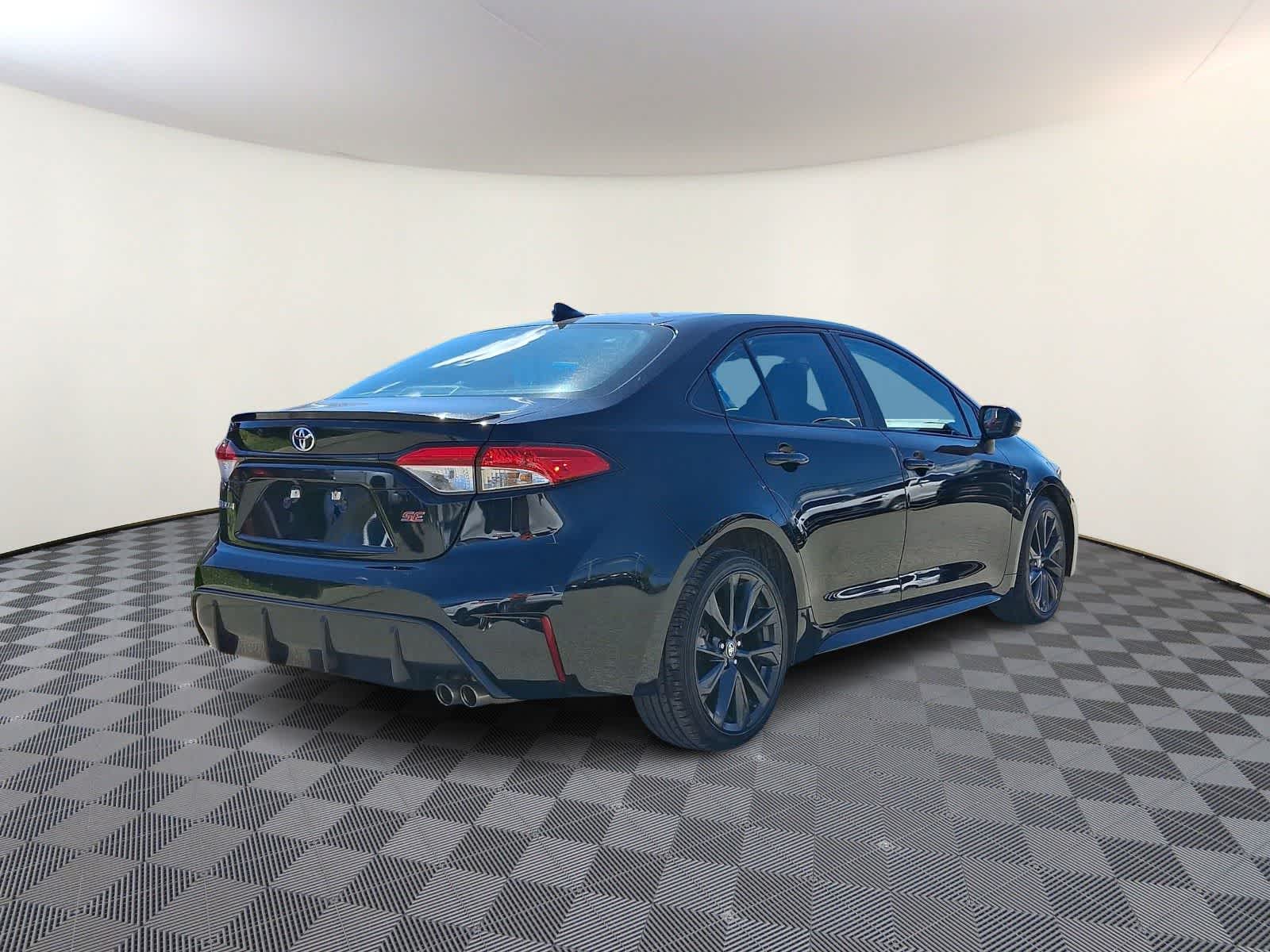 Thumbnail: 2024 Toyota Corolla - 6