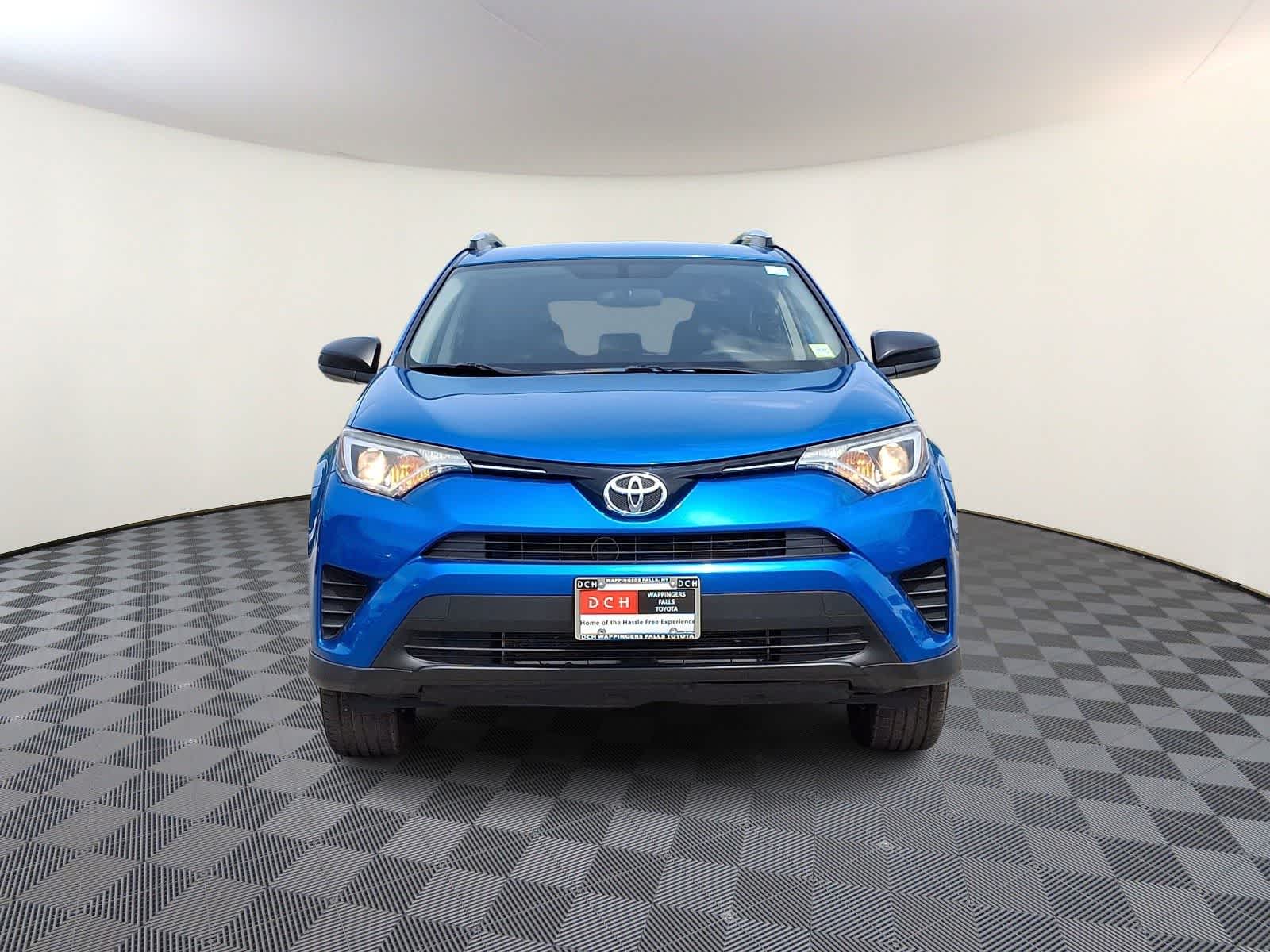 Thumbnail: 2016 Toyota RAV4 - 3