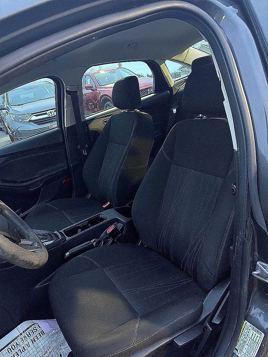 Thumbnail: 2018 Ford Focus - 12