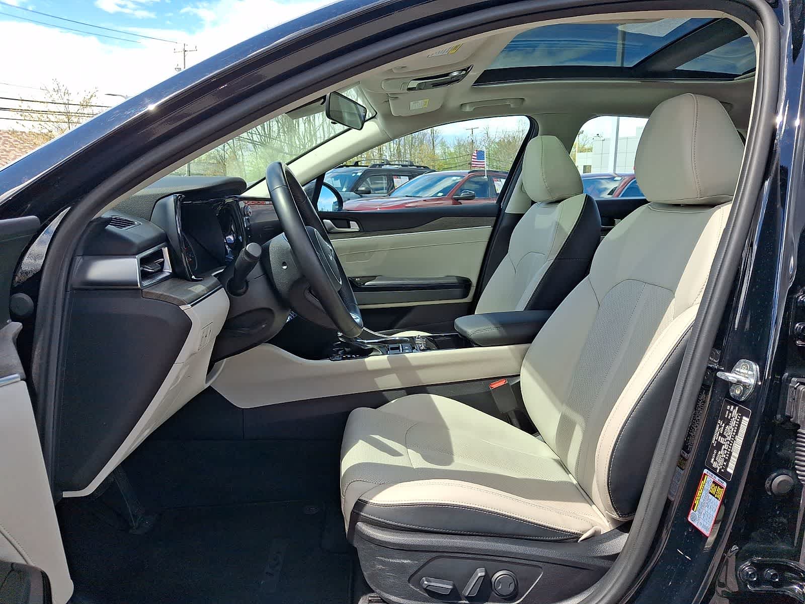 Thumbnail: 2022 Kia K5 - 14
