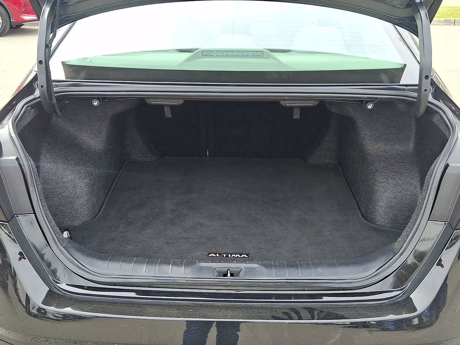 Thumbnail: 2024 Nissan Altima - 27