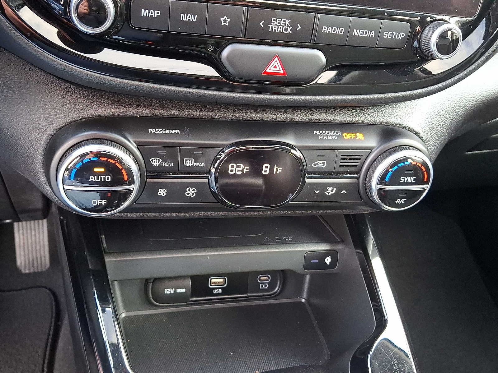 Thumbnail: 2023 Kia Soul - 17