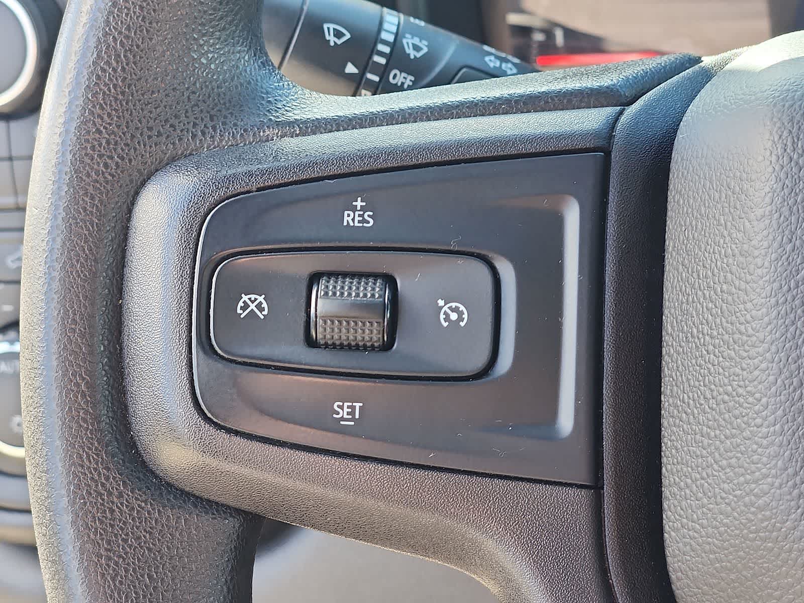 Thumbnail: 2020 Chevrolet Silverado 1500 - 21