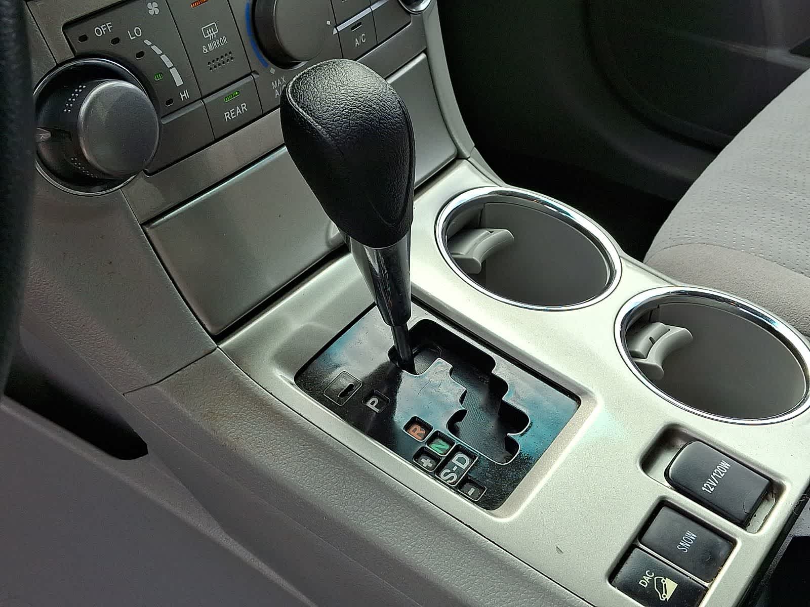 Thumbnail: 2013 Toyota Highlander - 17