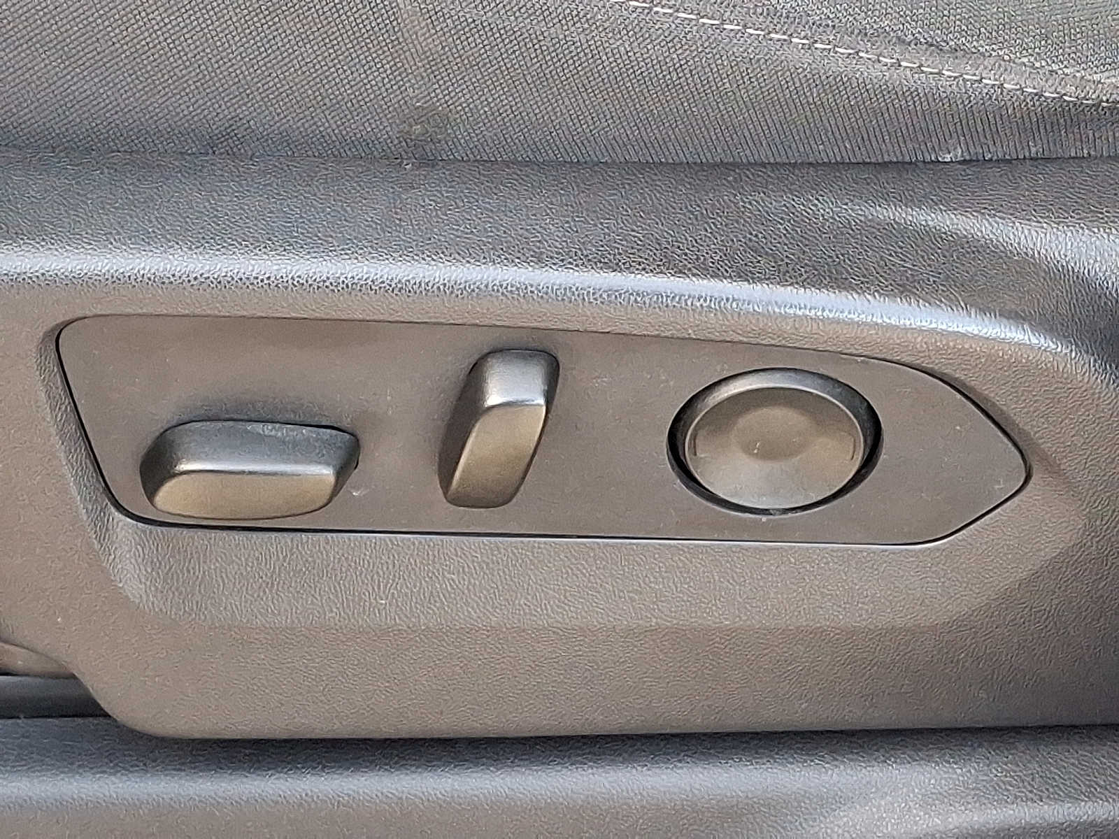 Thumbnail: 2025 Chevrolet Silverado 1500 - 28