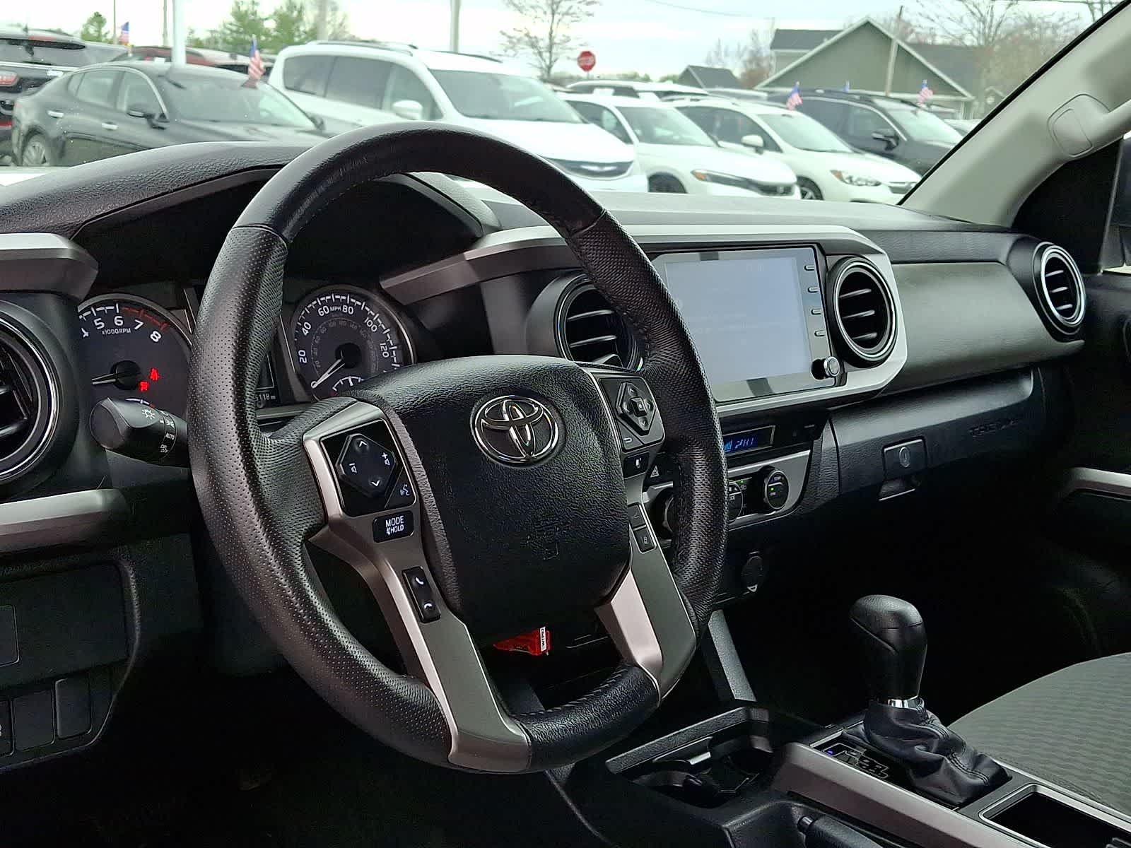 Thumbnail: 2022 Toyota Tacoma - 14