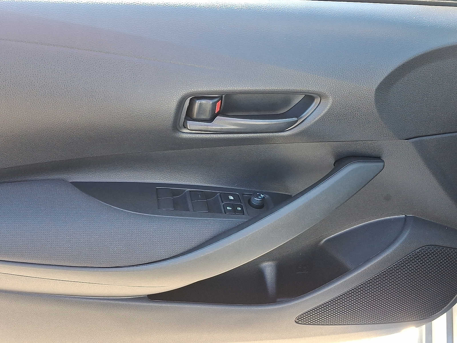 Thumbnail: 2023 Toyota Corolla - 15