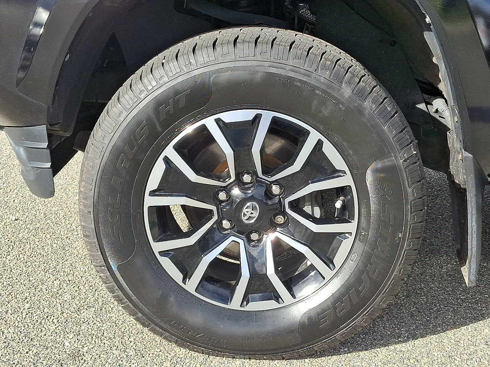 Thumbnail: 2021 Toyota Tacoma - 11