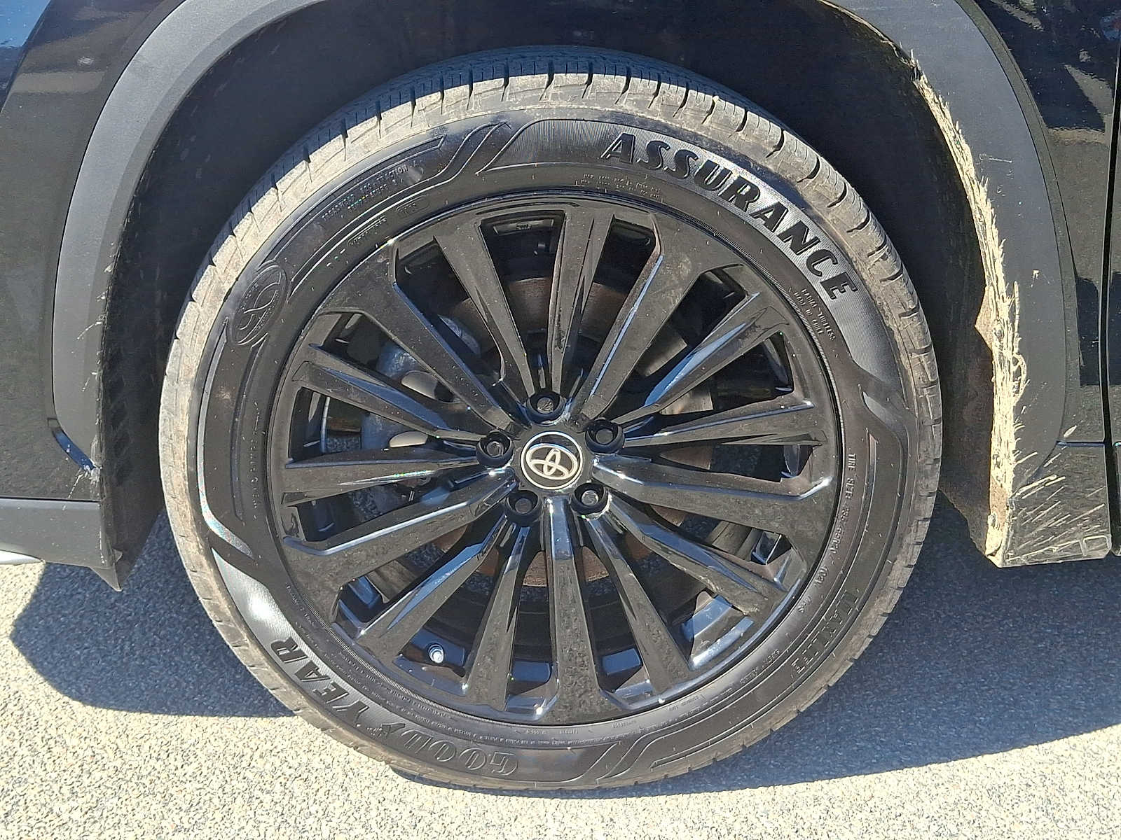 Thumbnail: 2024 Toyota Highlander - 11