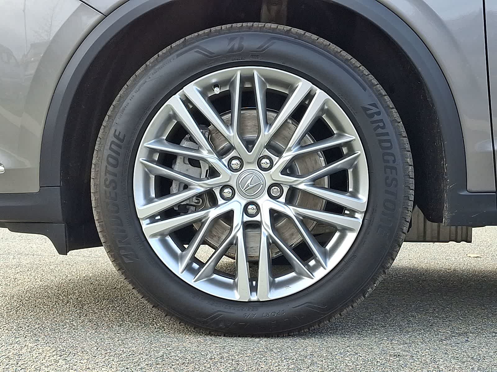 Thumbnail: 2023 Acura MDX - 9