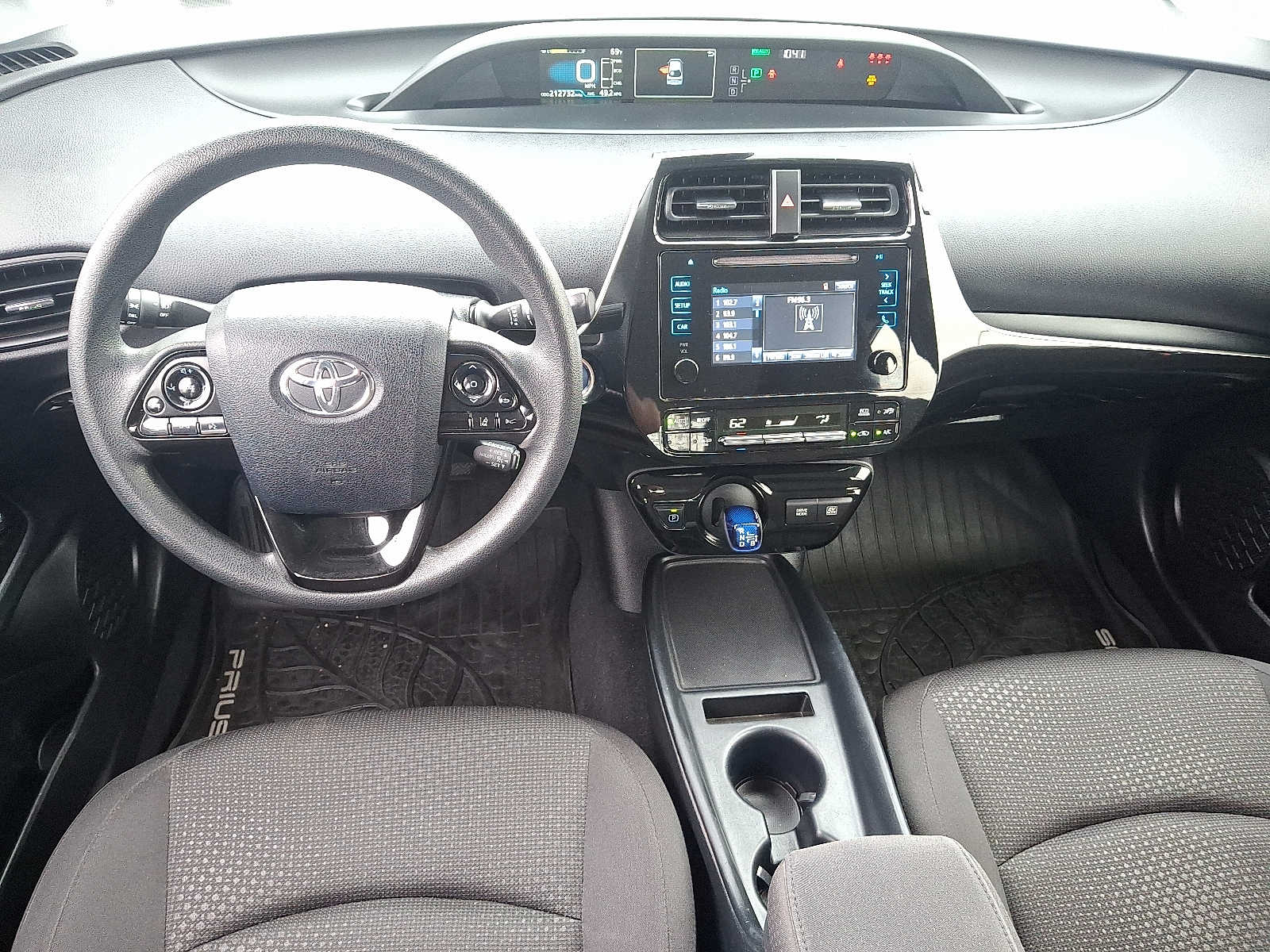 Thumbnail: 2019 Toyota Prius - 13