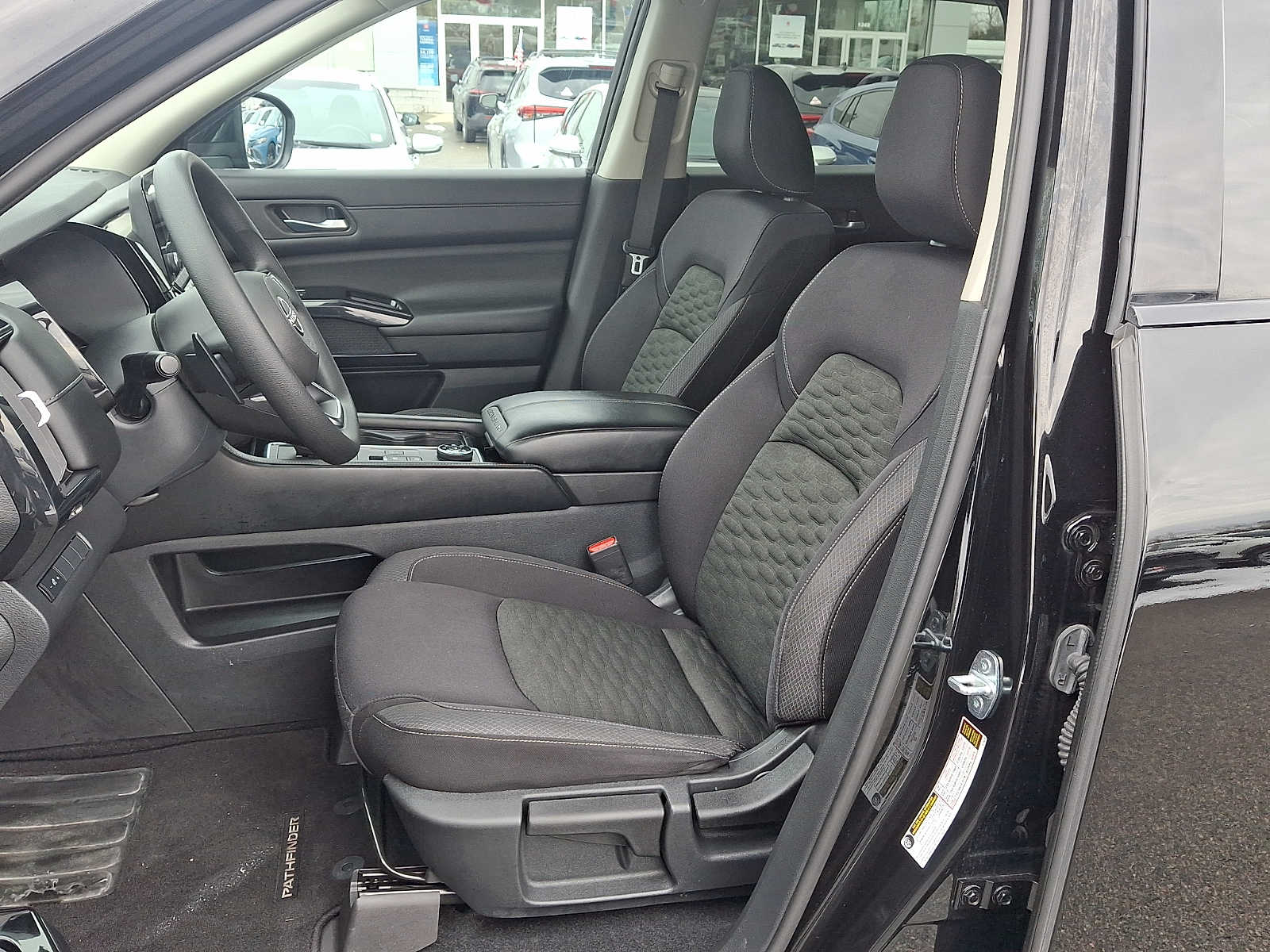 Thumbnail: 2022 Nissan Pathfinder - 16