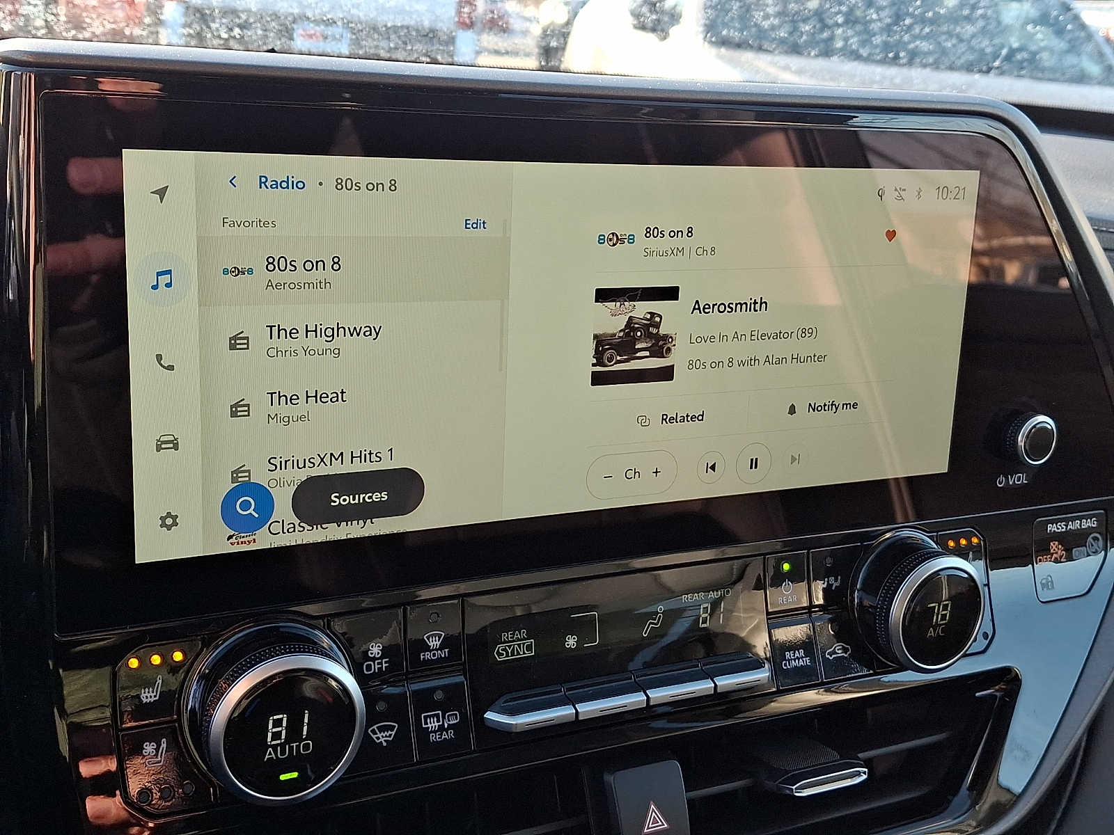 Thumbnail: 2026 Toyota Highlander - 16