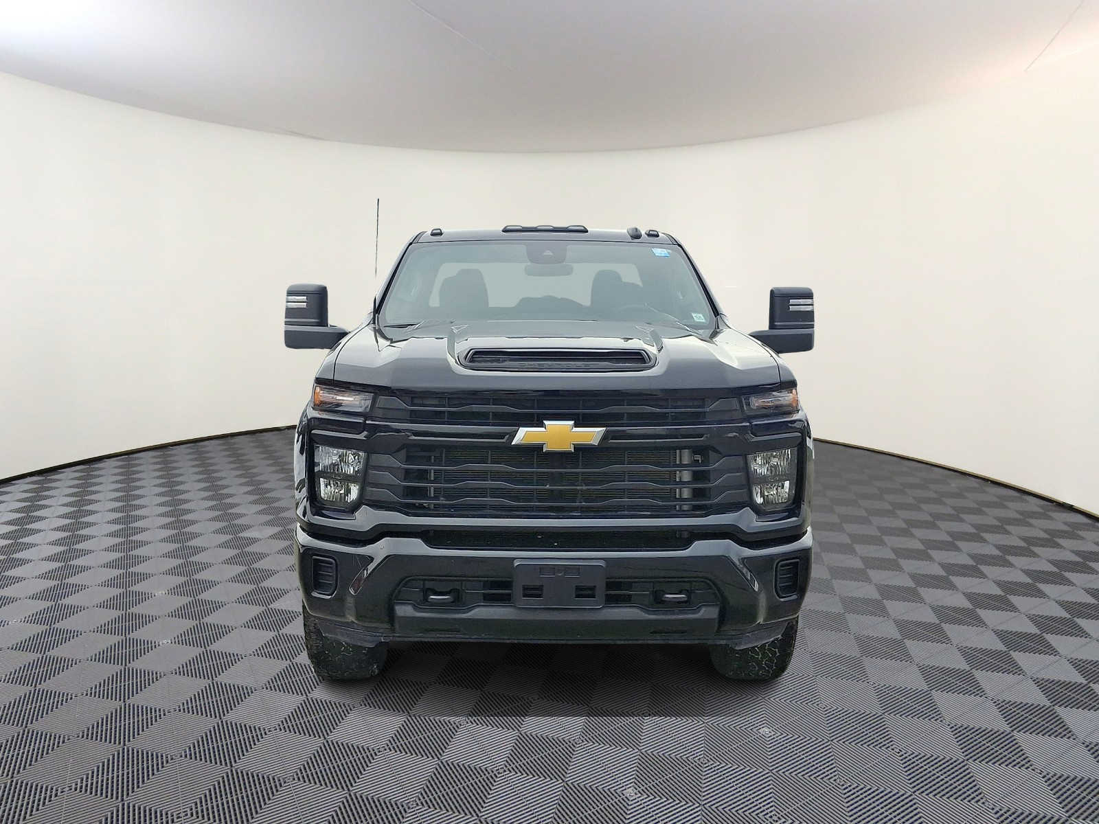 Thumbnail: 2024 Chevrolet Silverado 2500 - 3