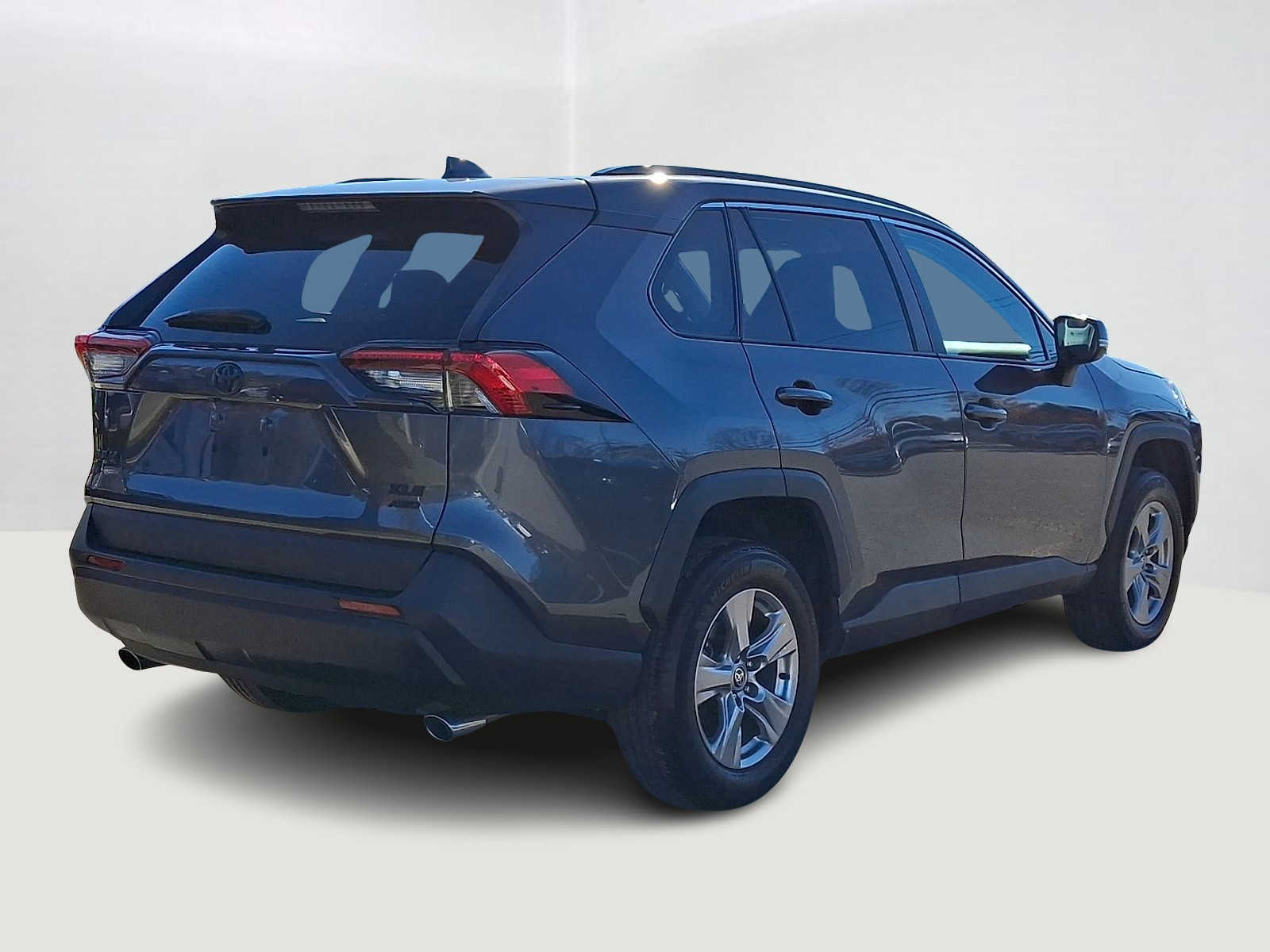 Thumbnail: 2021 Toyota RAV4 - 6