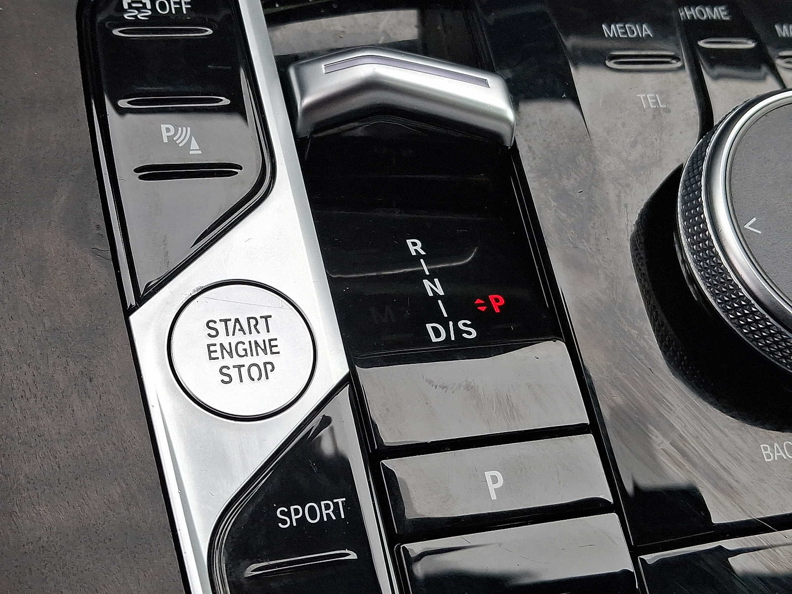 Thumbnail: 2023 BMW X7 - 18