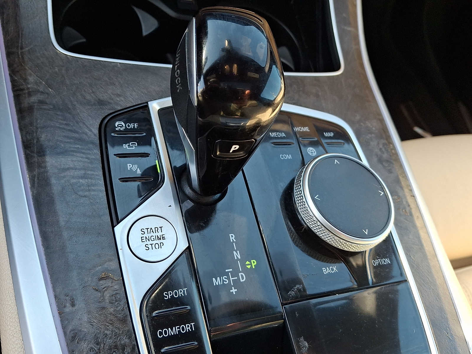 Thumbnail: 2022 BMW X5 - 17