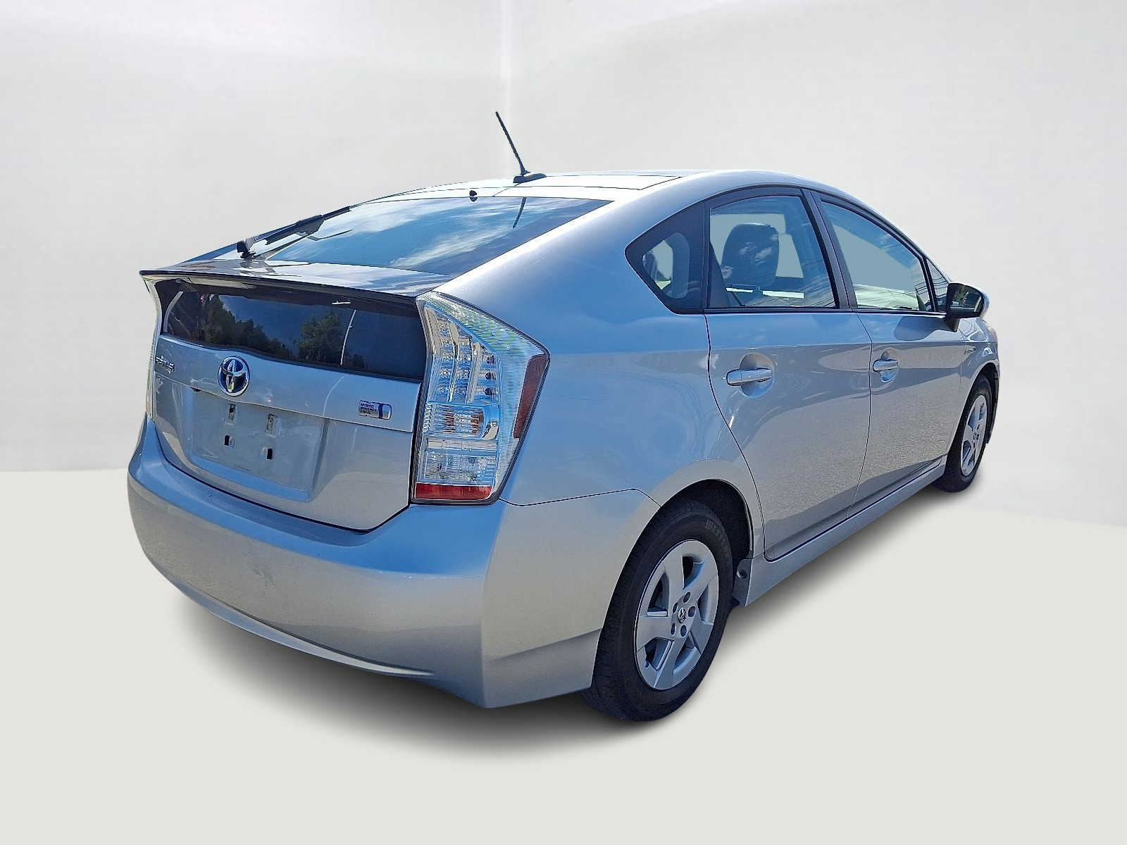 Thumbnail: 2011 Toyota Prius - 6