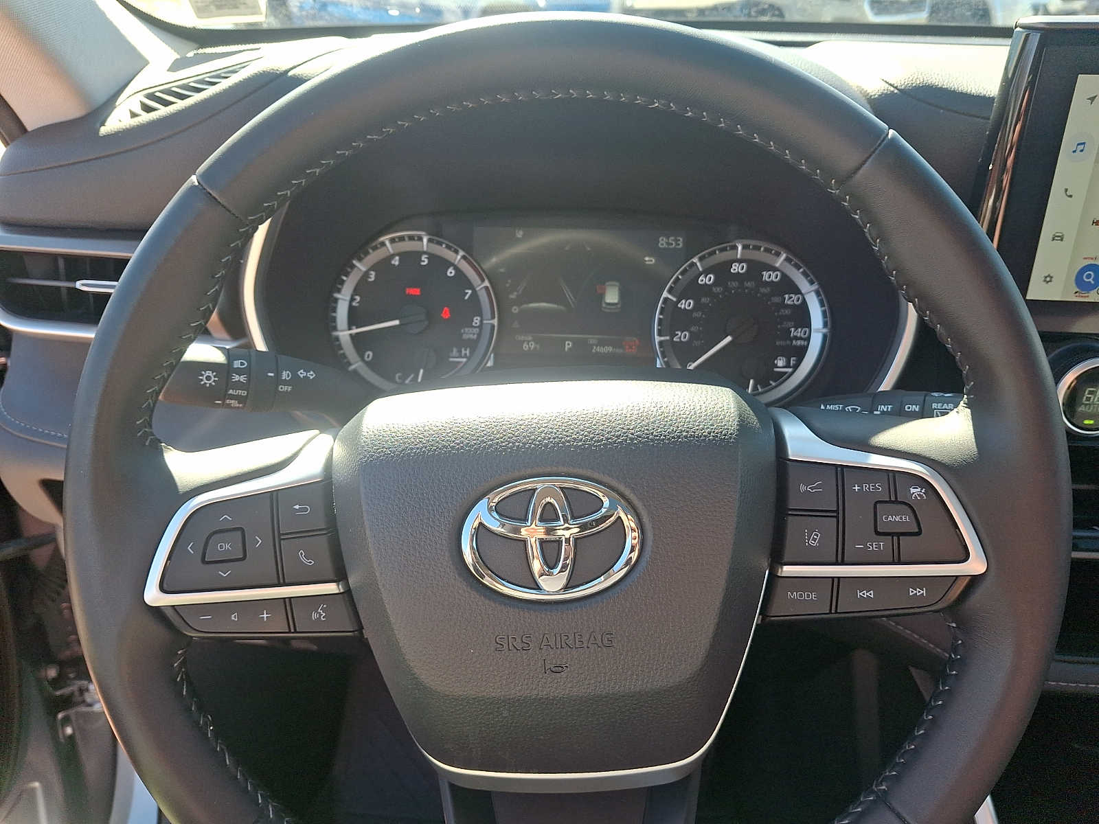 Thumbnail: 2024 Toyota Highlander - 24