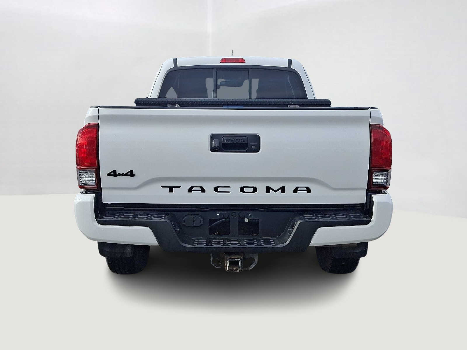 Thumbnail: 2019 Toyota Tacoma - 7