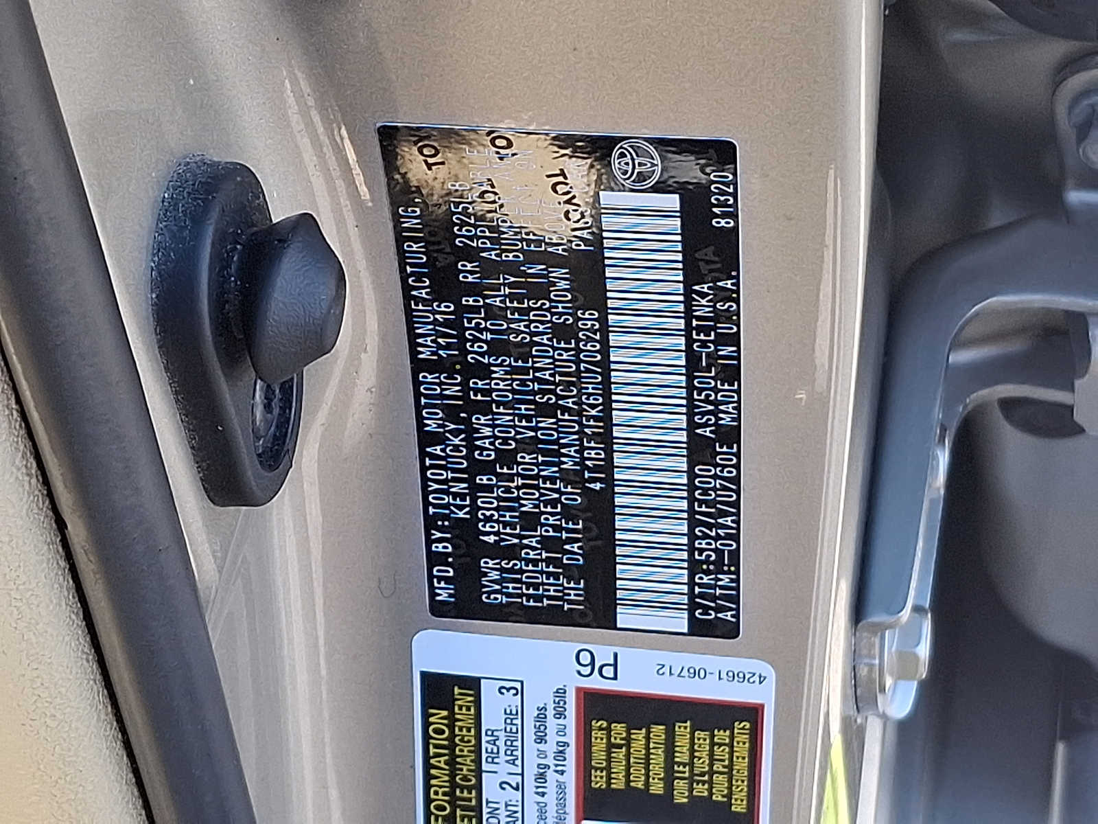 Thumbnail: 2017 Toyota Camry - 29