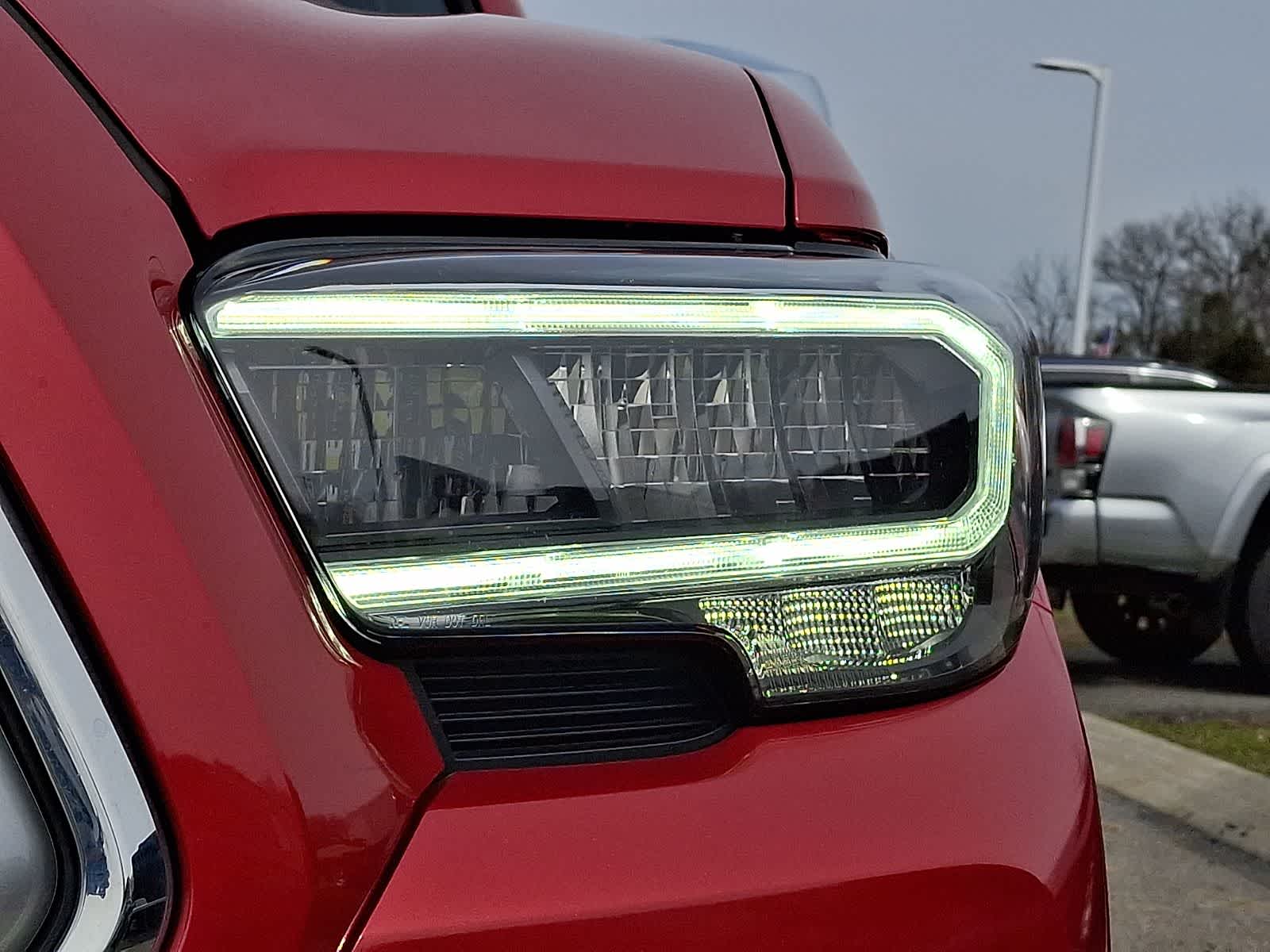 Thumbnail: 2023 Toyota Tacoma - 11