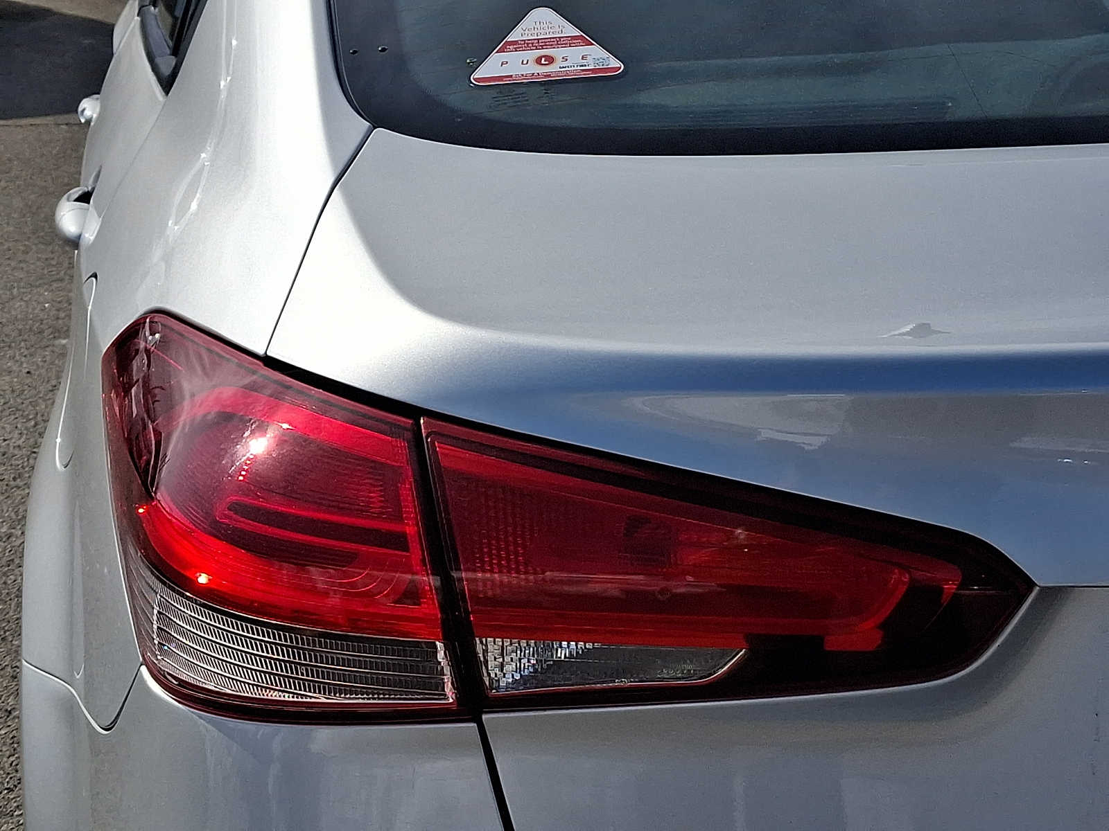 Thumbnail: 2017 Kia Forte - 28