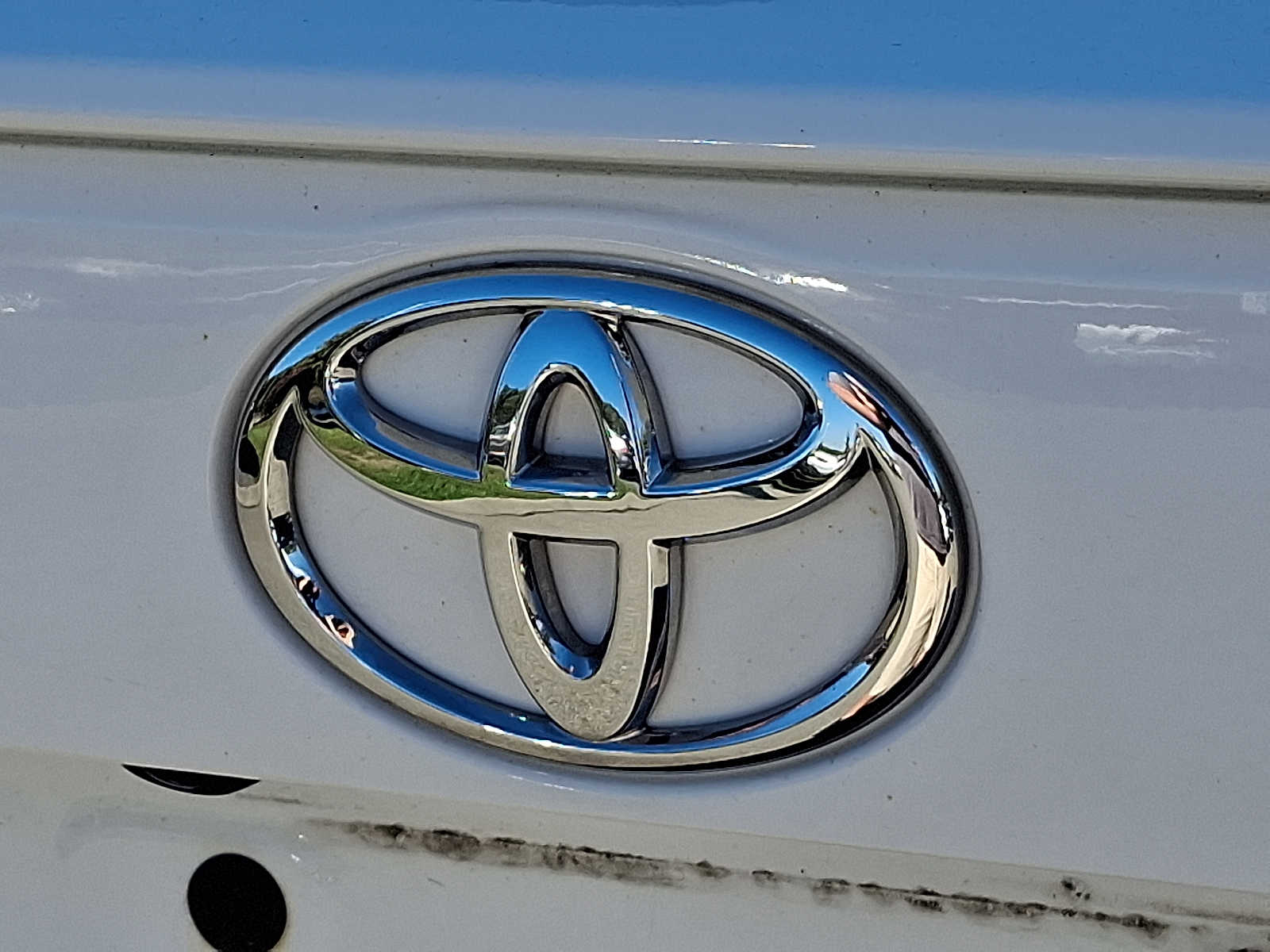 Thumbnail: 2020 Toyota RAV4 - 31
