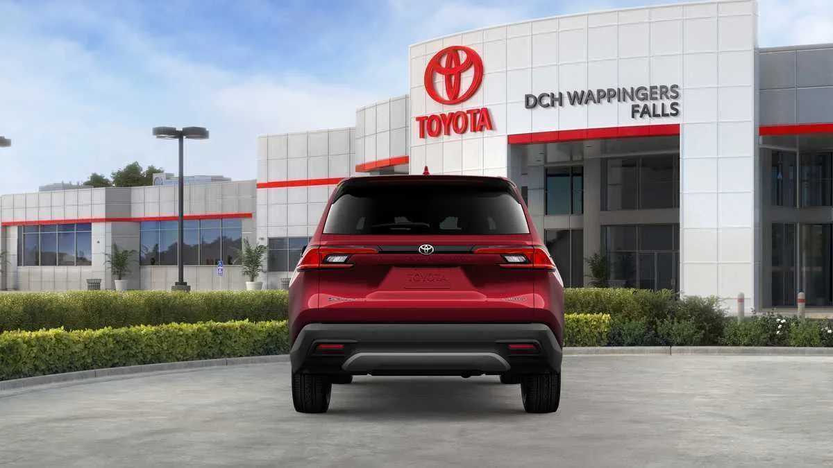 Thumbnail: 2026 Toyota Grand Highlander - 10