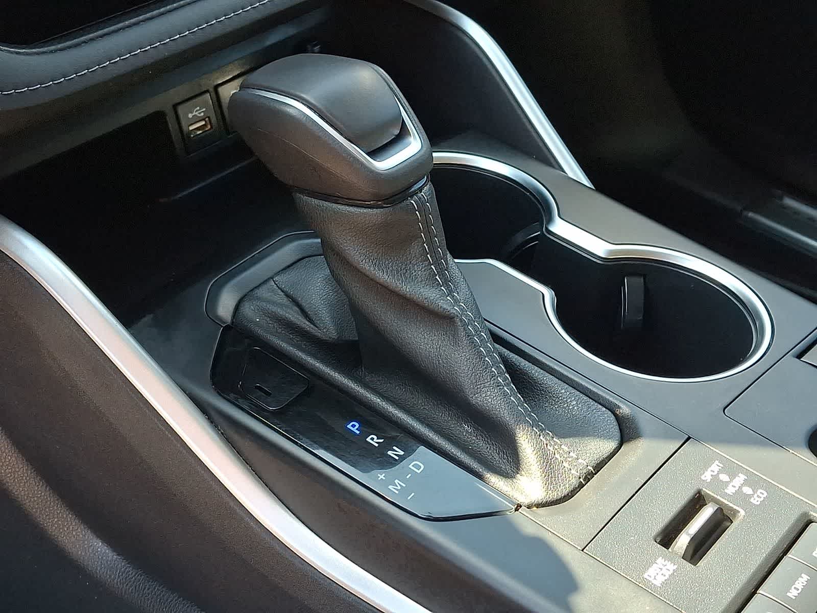 Thumbnail: 2023 Toyota Highlander - 19