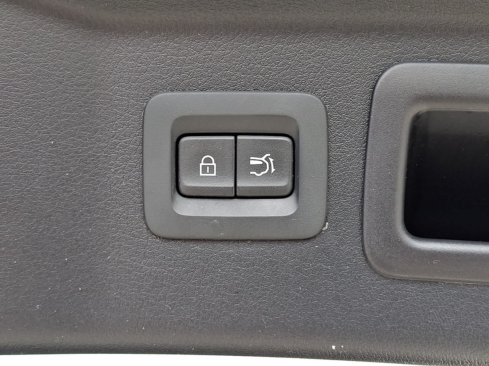 Thumbnail: 2025 Mazda CX-90 - 30