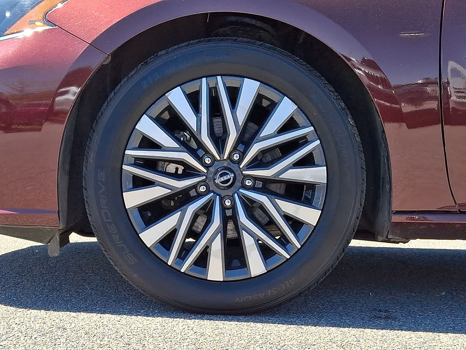Thumbnail: 2024 Nissan Altima - 9