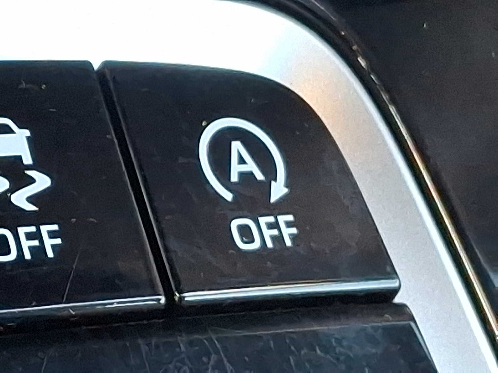 Thumbnail: 2022 Toyota Corolla Cross - 29