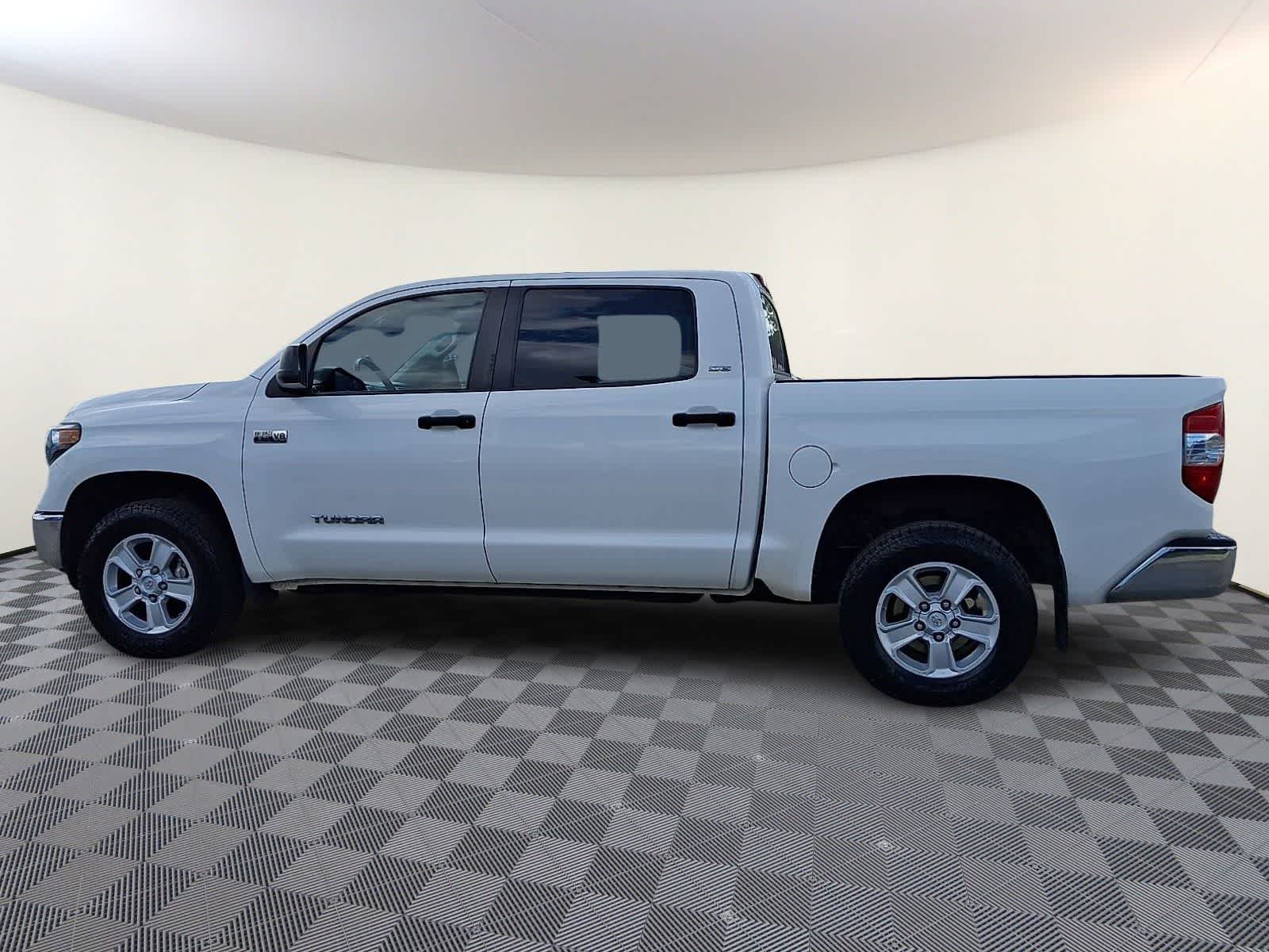 Thumbnail: 2021 Toyota Tundra - 10