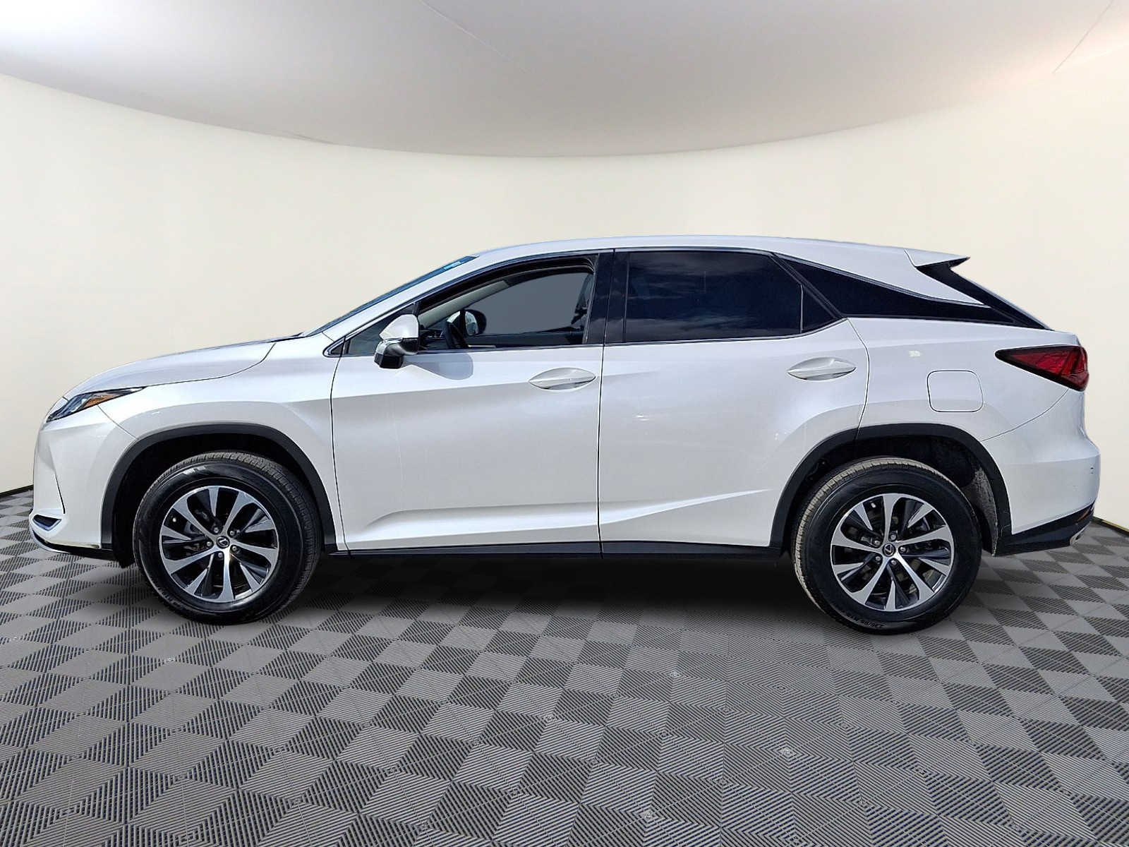 Thumbnail: 2022 Lexus RX - 8