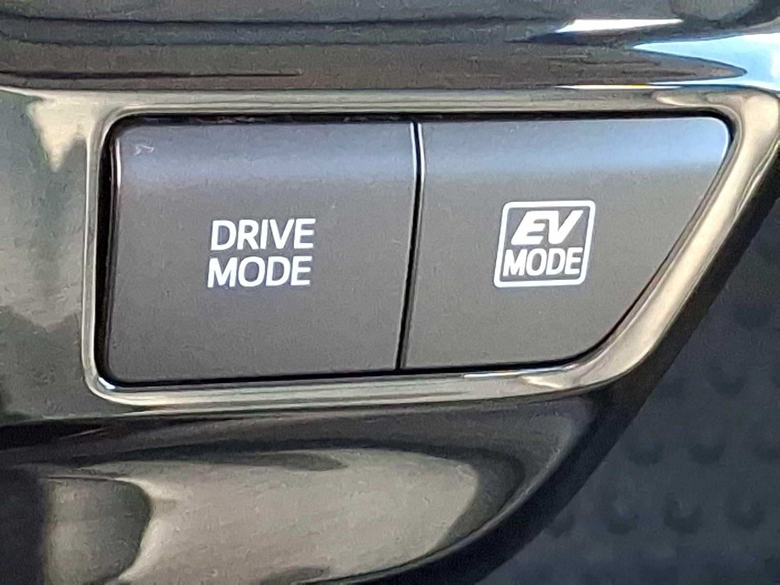 Thumbnail: 2022 Toyota Prius - 27