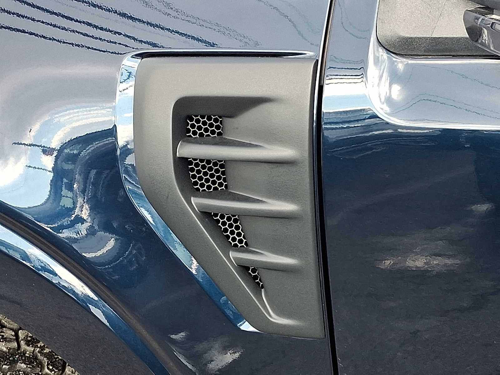 Thumbnail: 2023 Ford F-150 - 31