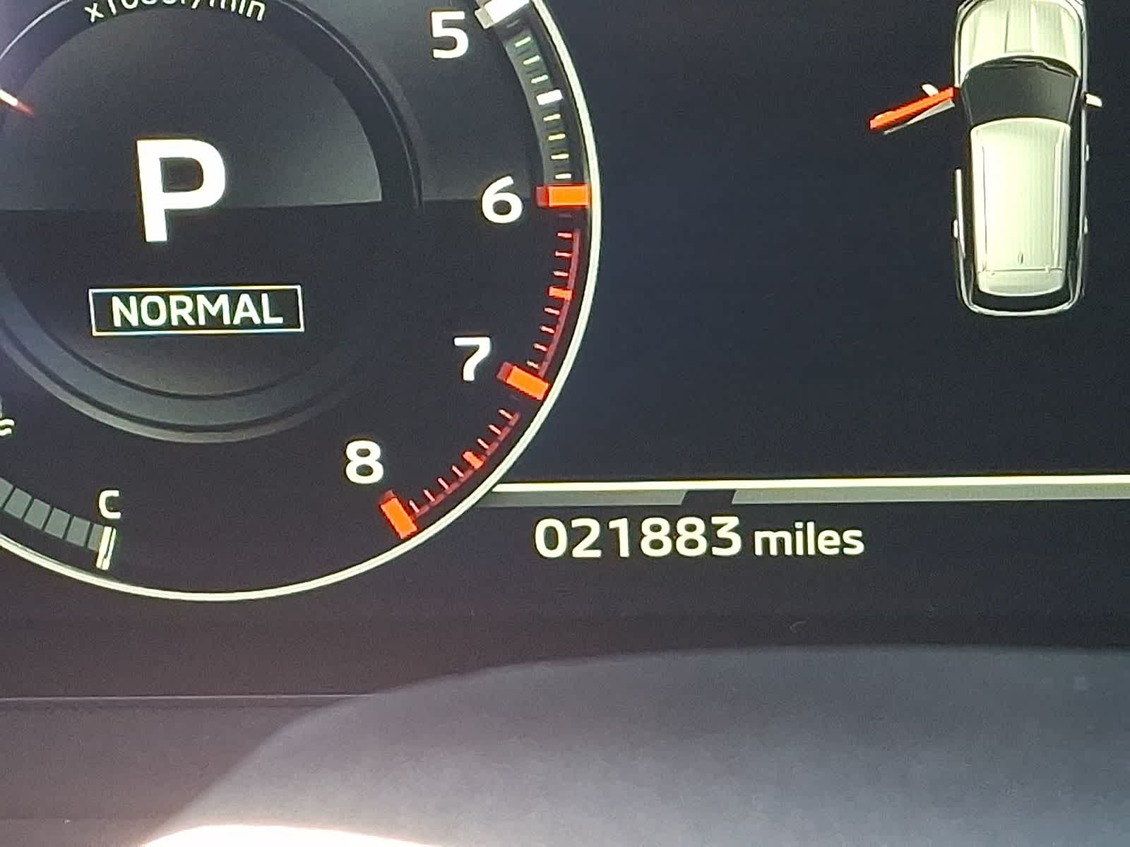 Thumbnail: 2024 Mitsubishi Outlander - 24