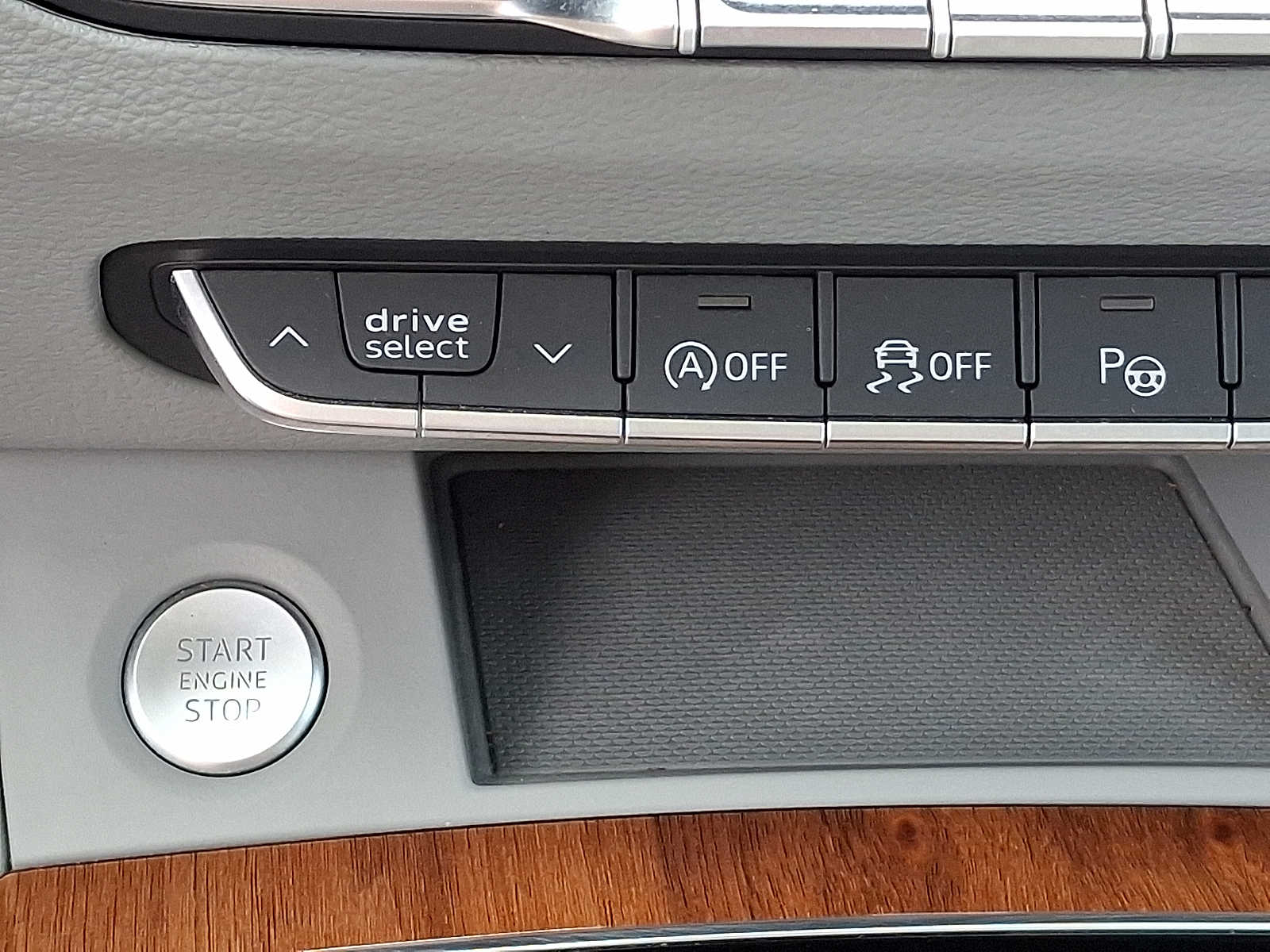 Thumbnail: 2022 Audi Q5 - 23