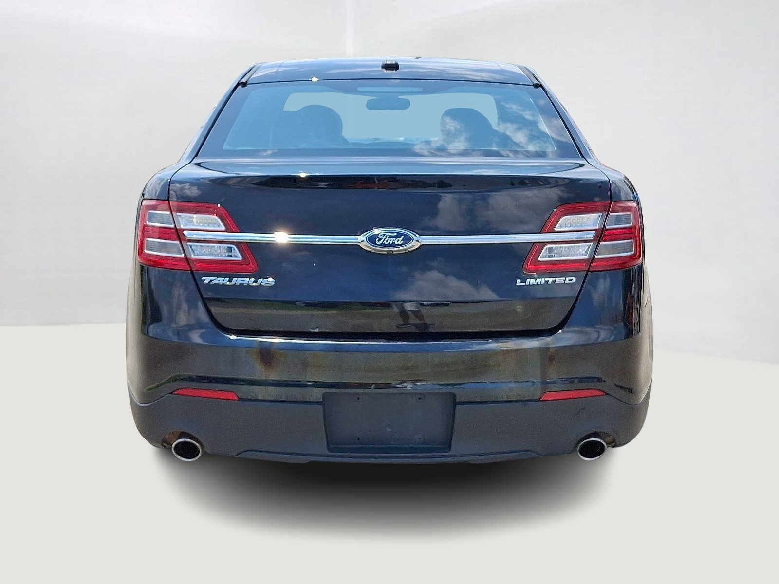 Thumbnail: 2016 Ford Taurus - 6