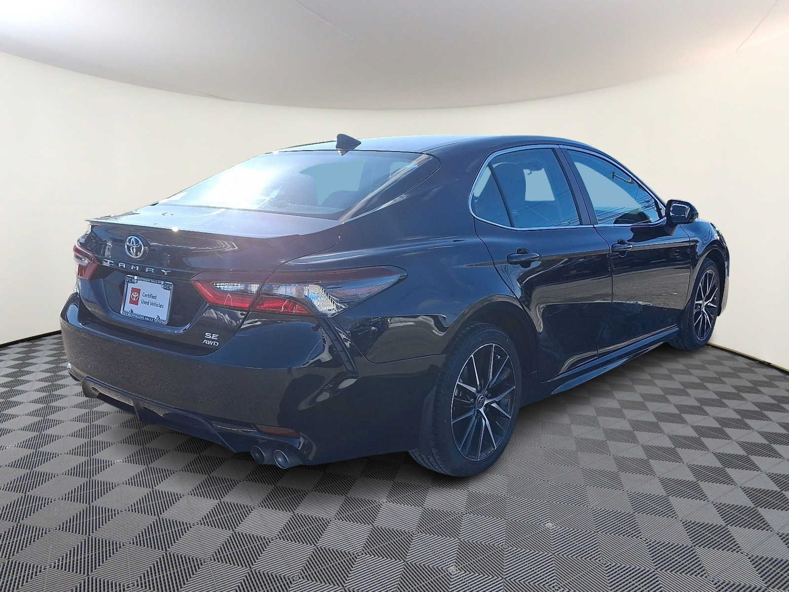 Thumbnail: 2024 Toyota Camry - 6