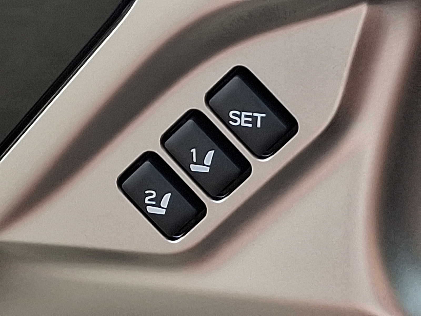 Thumbnail: 2022 Subaru Legacy - 20