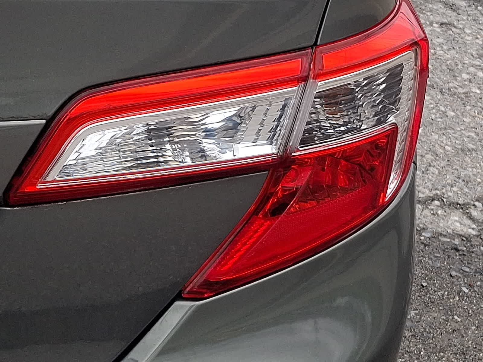 Thumbnail: 2012 Toyota Camry - 31