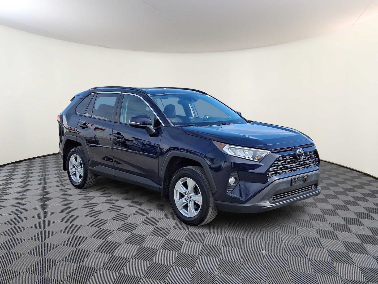 Thumbnail: 2021 Toyota RAV4 - 5