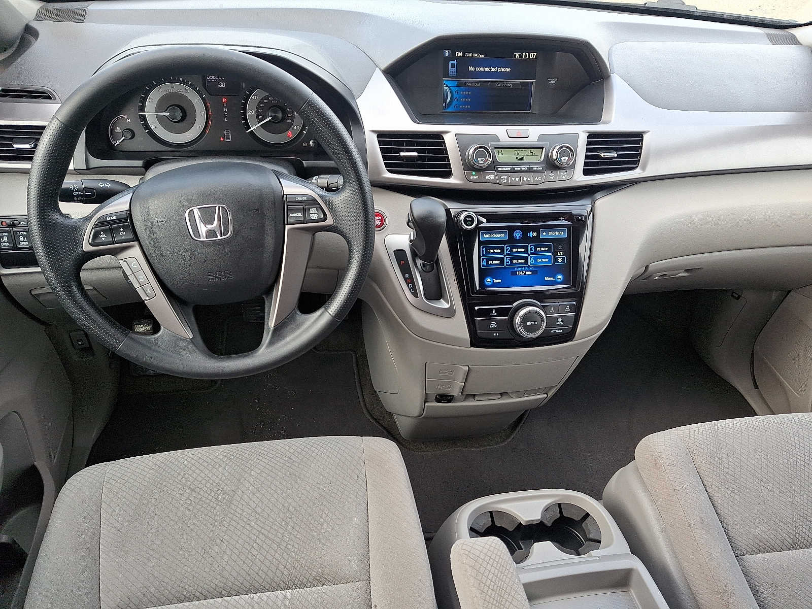 Thumbnail: 2016 Honda Odyssey - 14