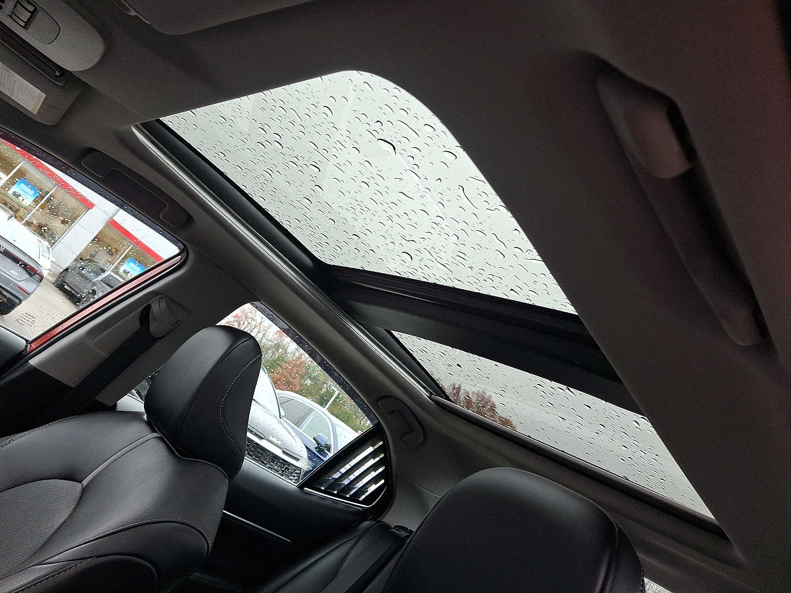 Thumbnail: 2020 Toyota Camry - 17