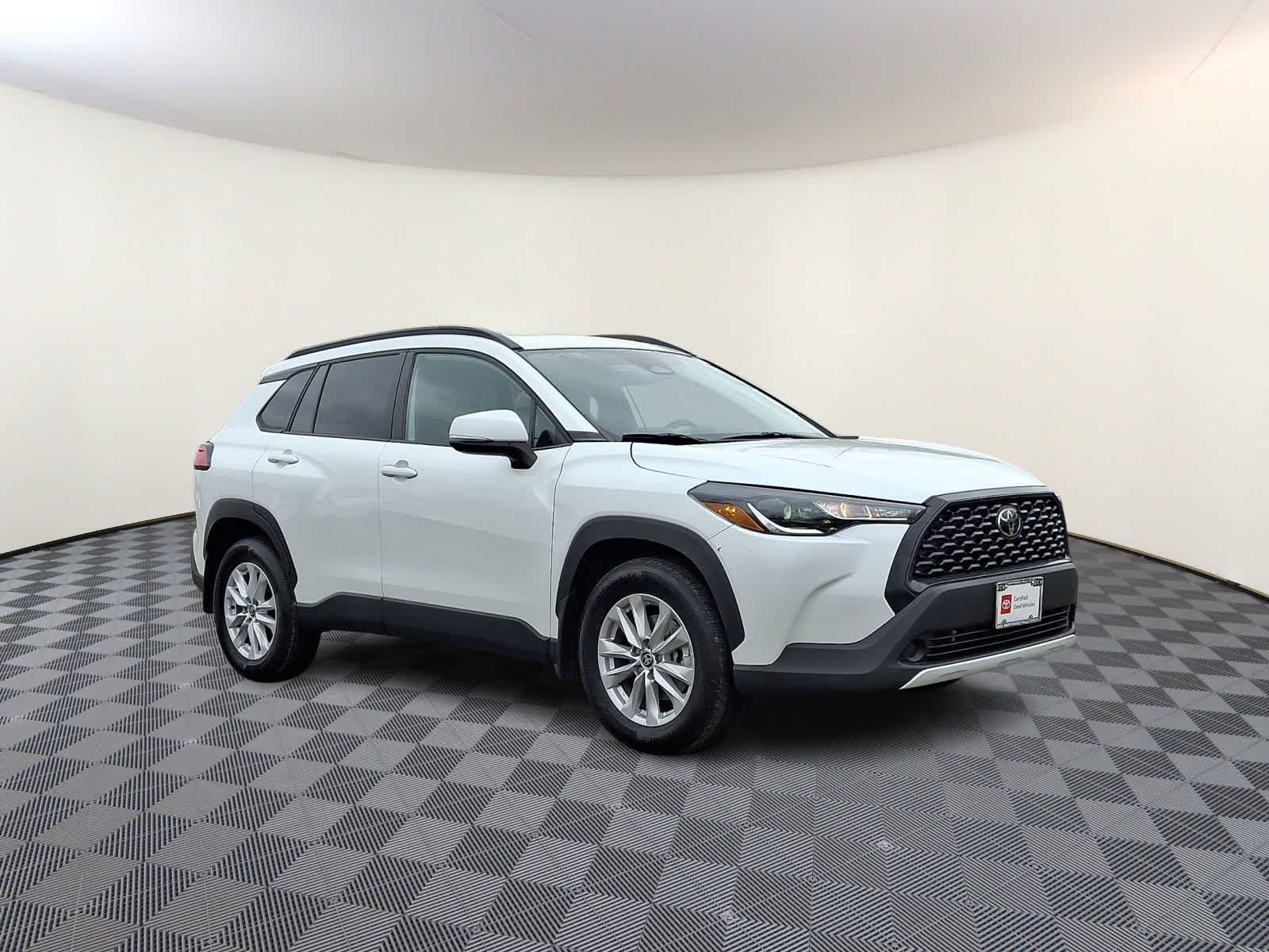 Thumbnail: 2023 Toyota Corolla Cross - 5